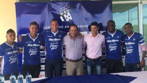 El Árabe Unido presentó a sus nuevos refuerzos