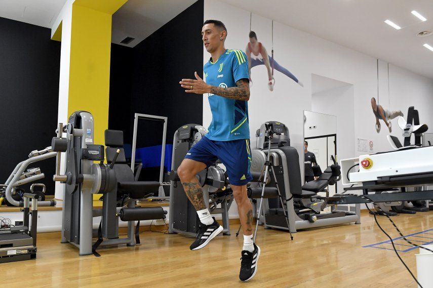 Ángel Di María llega a la Juventus y Paul Pogba aterriza en Turín