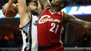 NBA: LeBron James vence a pesar de falta de compañeros