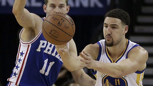 Thompson anota 40 otra vez; Warriors doblegan a 76ers