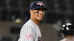 Prospecto de los Yankees lleva el ser ambidiestro a otros niveles