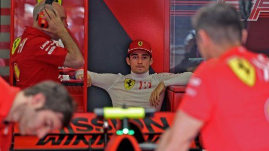 Leclerc (Ferrari) firma en Baréin su primera pole en Fórmula 1