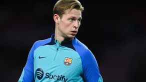 Frenkie De Jong y Bergwijn se caen de la concentración de Países Bajos