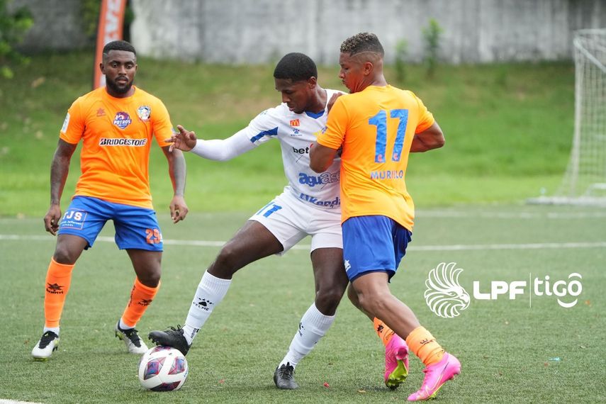 Árabe Unido vs Potros del Este: Fecha