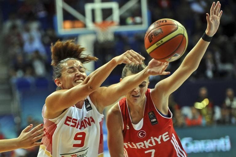 España gana a Turquía y alcanza la final del Mundial femenino