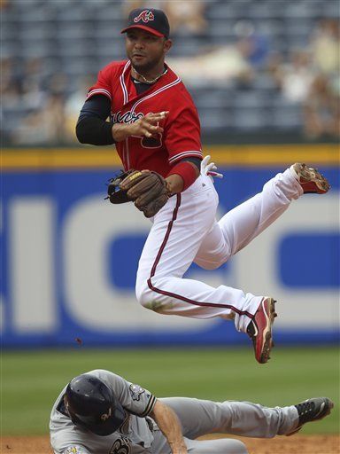 MLB: Bravos 11, Cerveceros 6; McCann pega grand slam