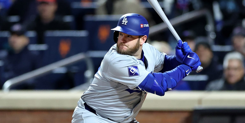 MLB: Max Muncy se embasó 12 veces seguidas y estableció récord en postemporada