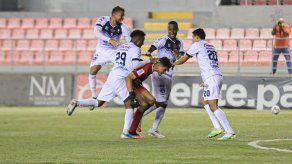 Veraguas - Universitario: Primer round de las semifinales en el Omar Torrijos