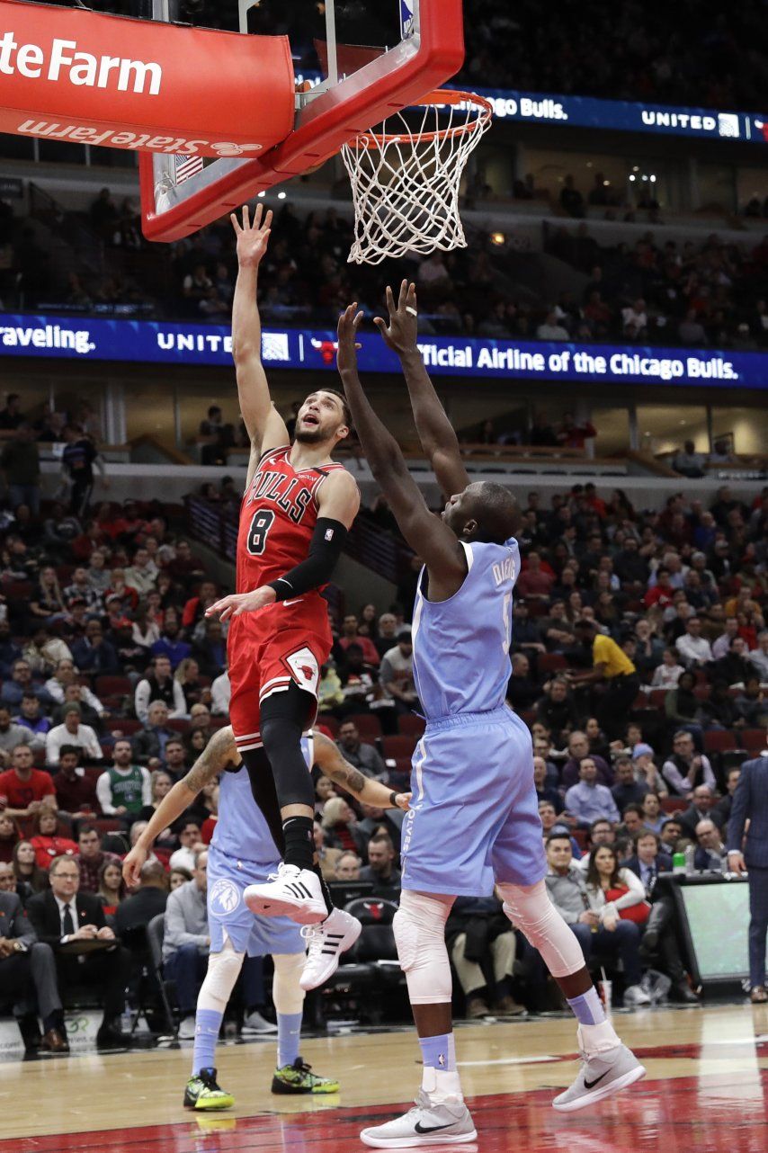 Con 25 puntos de LaVine, Bulls derrotan a Wolves