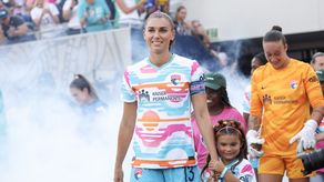 Alex Morgan disputó su último partido como profesional