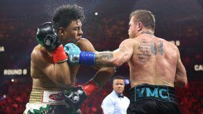 Canelo Álvarez superó a Jaime Munguía en la Guerra Mexicana