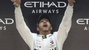 Hamilton se pasea a la victoria en Abu Dabi