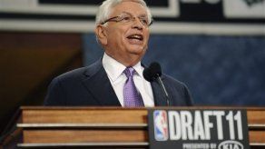 NBA: Dueños y jugadores se reunirán el jueves