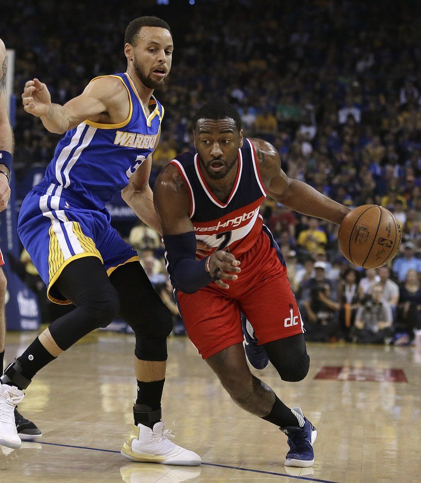 Curry brilla ante Wizards, Warriors ganan 11mo seguido
