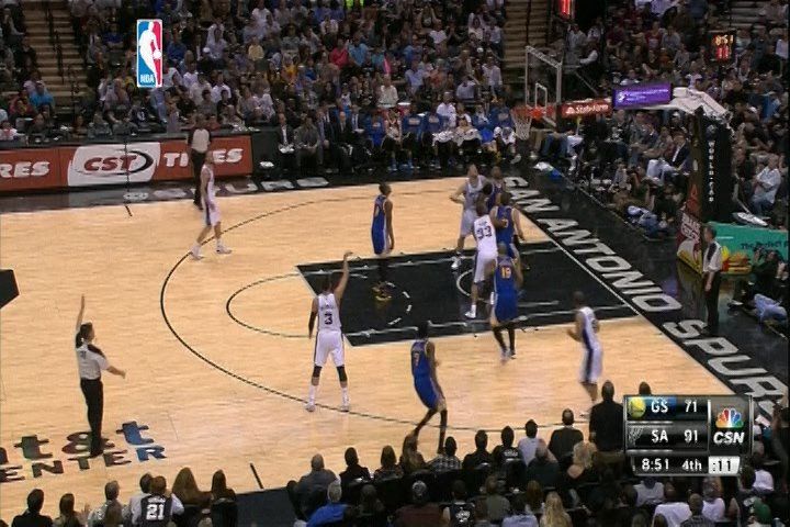 Con 26 de Leonard, Spurs cortan racha de Warriors