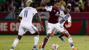 Gabriel Torres aún no decide si continúa con el Rapids en el 2015