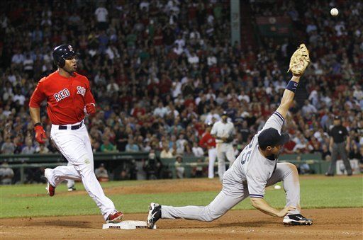 Relevistas de Yanquis rescatan triunfo; Gallardo luce ante Astros