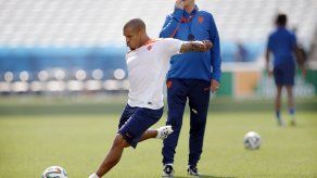 Van Gaal: Disfruto ver jugar a Chile