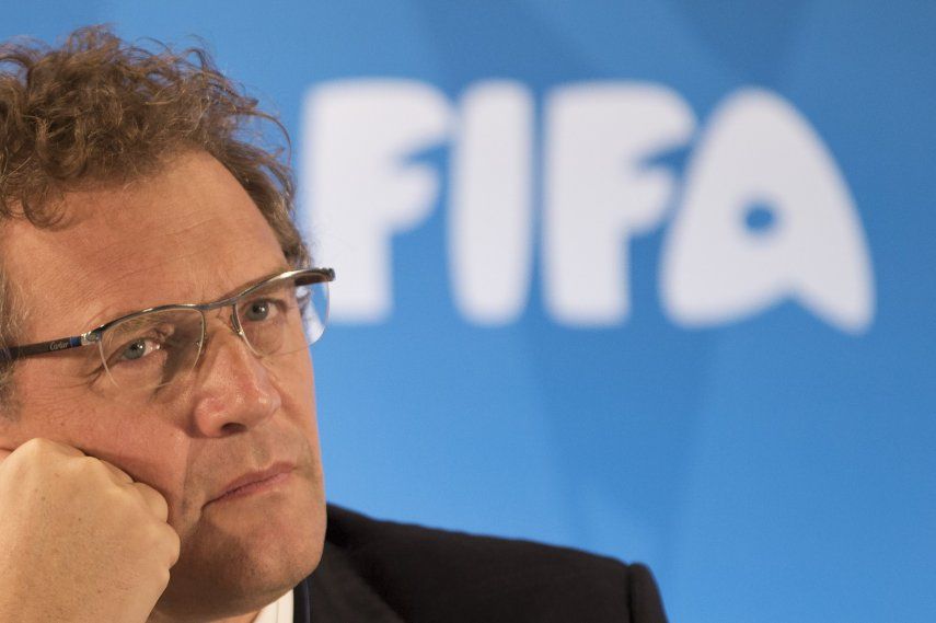 FIFA amplía suspensión de Jerome Valcke otros 45 días