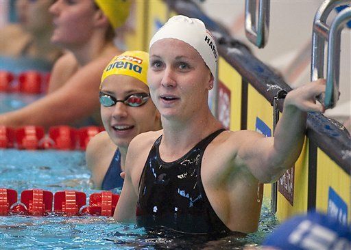 Hardy con récord mundial; Phelps avanza a final en 200 combinado