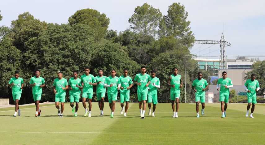 Selección de Panamá en España