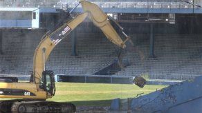 Suspenden temporalmente demolición del Tiger Stadium