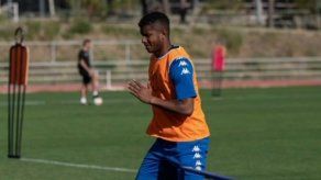 Fidel Escobar, futbolista panameño.