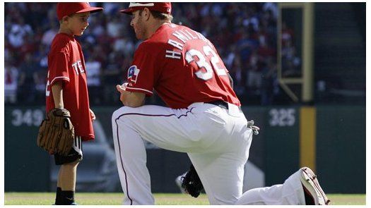 Madre de seguidor de los Rangers muerto envió mensaje a Hamilton