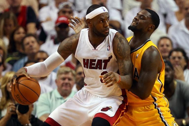 LeBron y Wade remolcan a Heat para tomar ventaja en los playoffs ante los Pacers