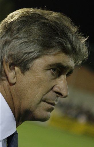 Debacle del Madrid pone a Pellegrini en el punto de mira
