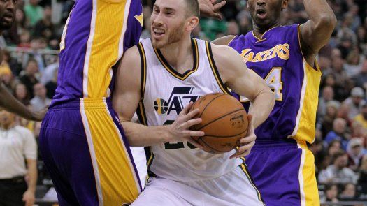 Gobert tuvo 18 puntos y el Jazz vence 109-82 a Lakers