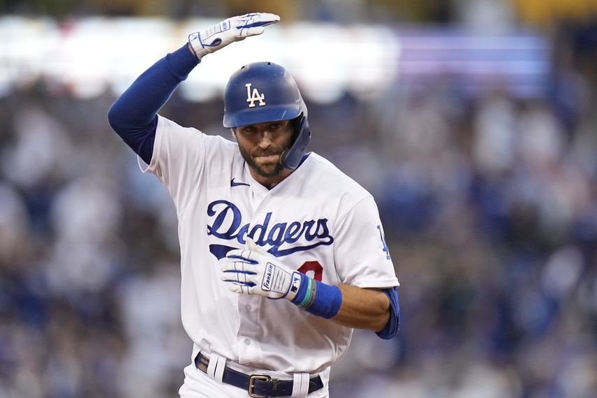 Los Dodgers siguen con vida en la Serie de Campeonato ante los Bravos