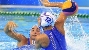 Rusia vence a Italia y gana bronce en polo acuático femenil