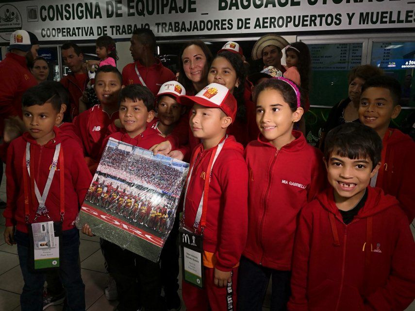 Niños que acompañaron a la selección en Rusia llegaron a Panamá