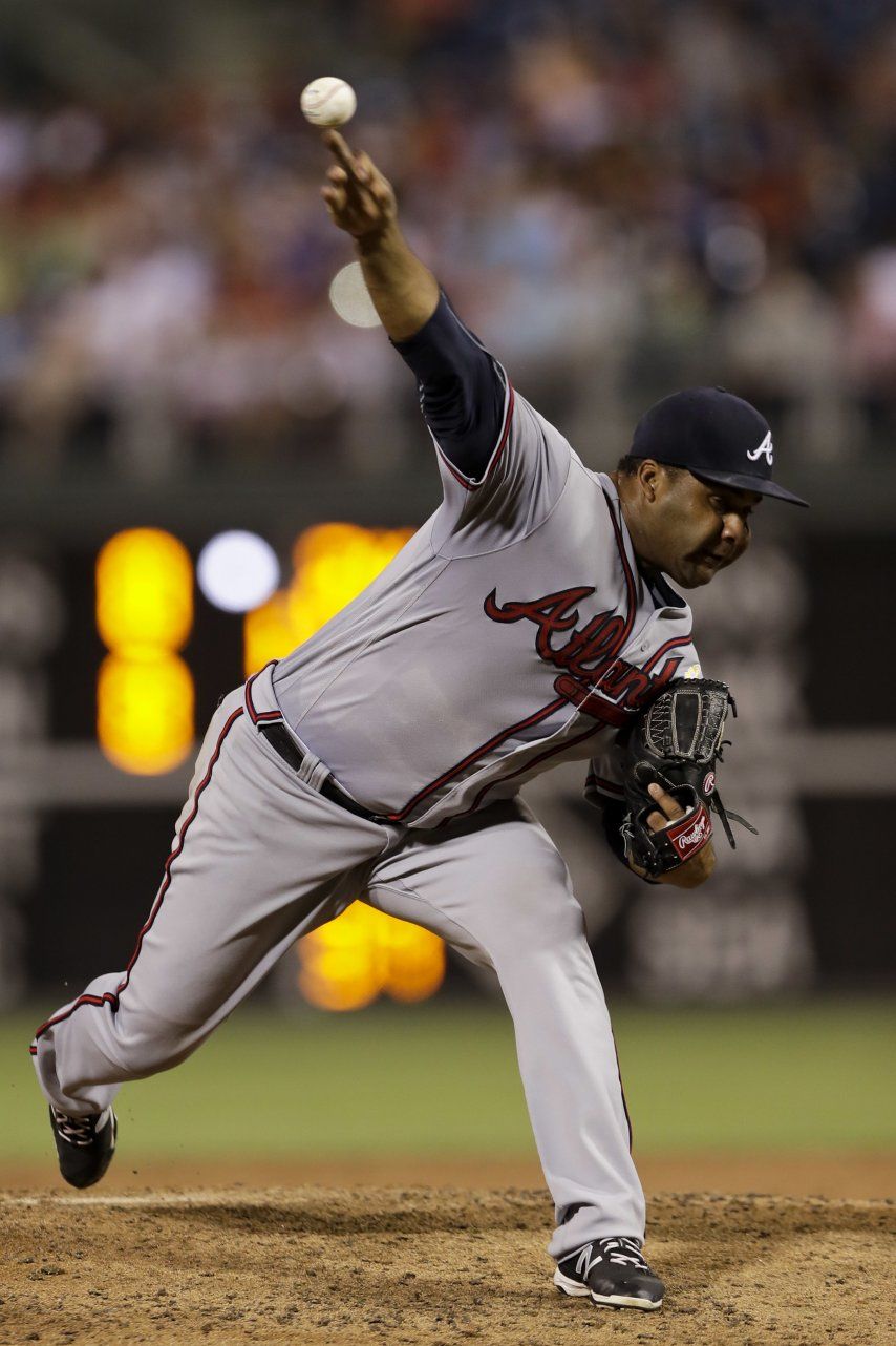 Kemp y Freeman lideran victoria de Bravos ante Filis