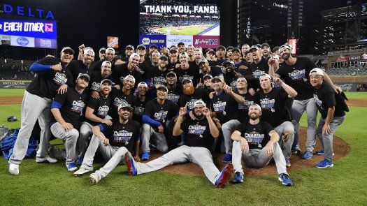 Machado y Dodgers eliminan a los jóvenes Bravos