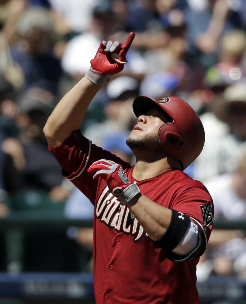Dos jonrones de Castillo dan triunfo a Arizona en Seattle