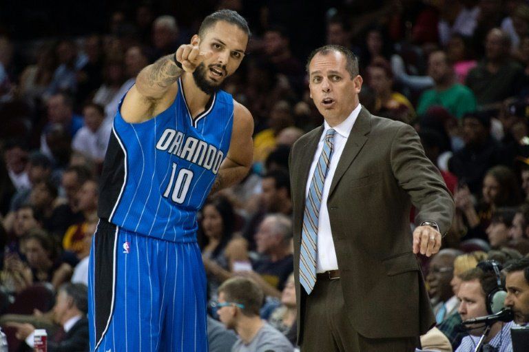 Los campeones Cavaliers abren con triunfo la pretemporada de la NBA