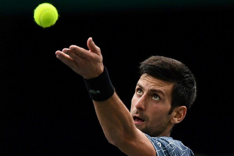 Nadal anuncia su baja en París-Bercy y cederá el número 1 a Djokovic