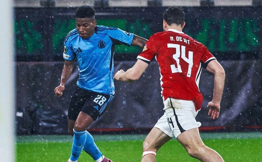 César Blackman rompió las redes en el fútbol de Eslovaquia