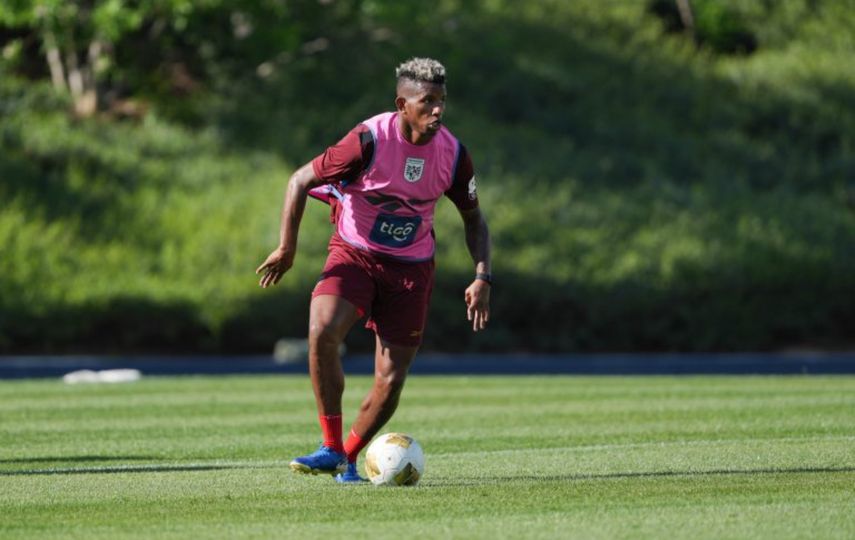 &nbsp;Fidel Escobar destaca la competencia sana en la defensa de Panamá