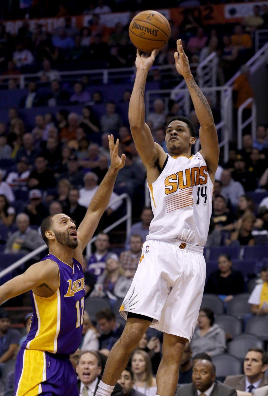 Green y Suns propinan otro revés a Lakers