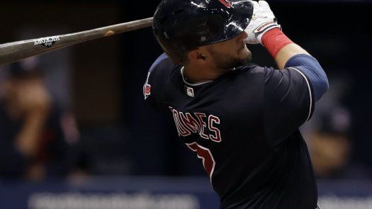 Indios canjean al receptor Yan Gomes a Nats por prospectos