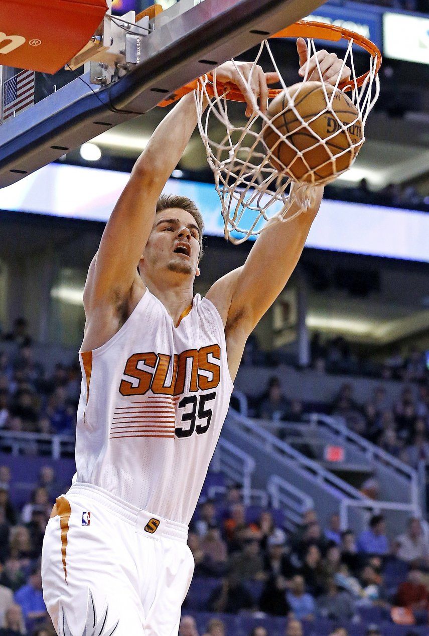 Suns propinan a Heat su 6ta derrota en fila