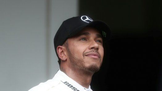 Hamilton a un paso de igualar los cinco títulos mundiales del argentino Fangio