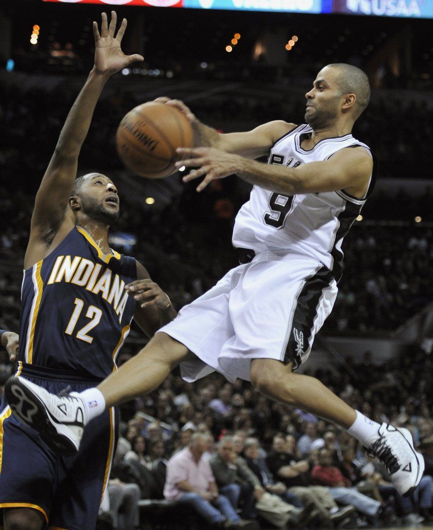 Spurs vence a Pacers sin Popovich en la banca