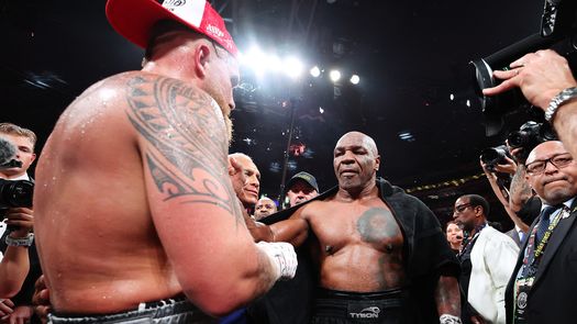 Mike Tyson asegura que no se arrepiente de su combate contra Jake Paul
