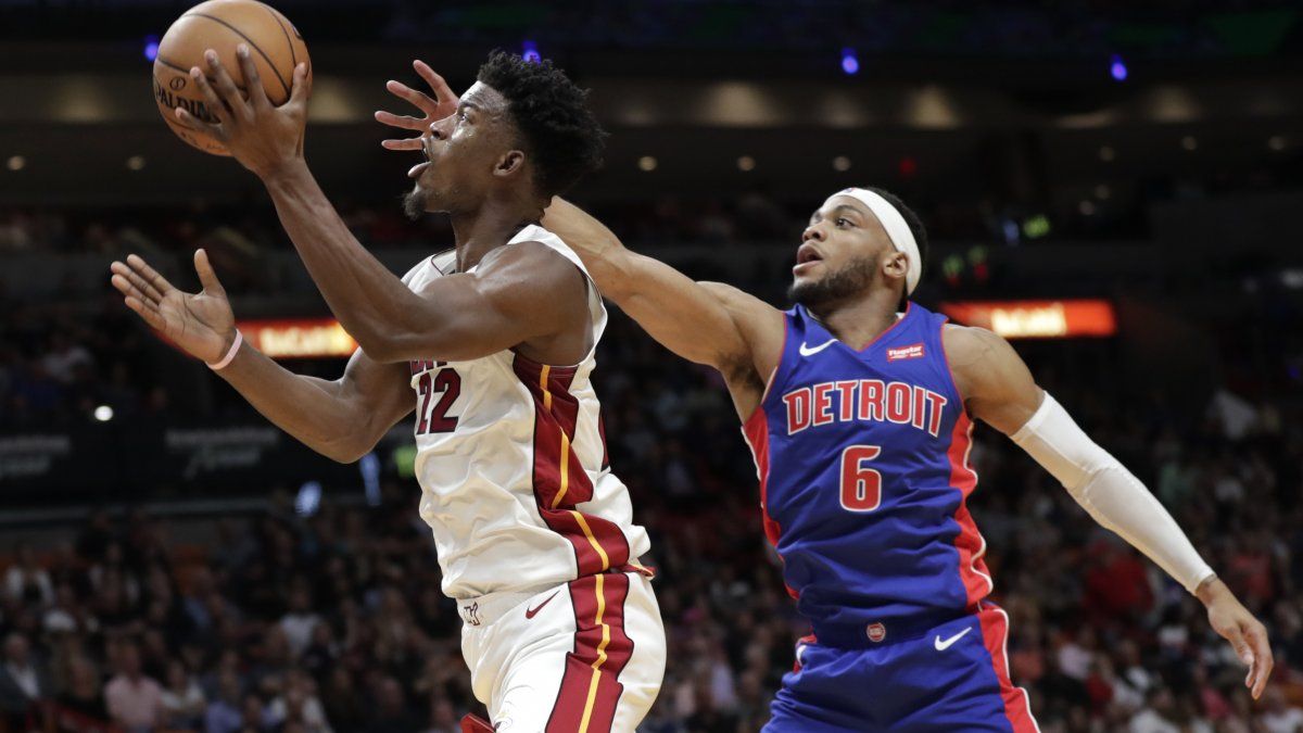 Con 20 puntos de Butler, Heat derrota a Pistons
