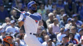 Cachorros vencen a Gigantes con festival de jonrones