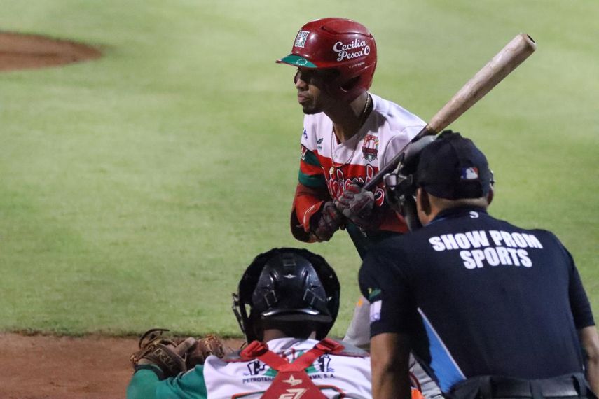 Béisbol Mayor 2024: Chiriquí y Colón empatan sus series